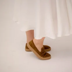 Biluyi Sneakersy, Ziemisty Welur